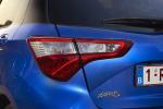 Toyota Yaris Hybrid Bi-Tone 2017 года